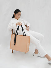 Load image into Gallery viewer, URBAN CLASSIC Canvas Tote Bag - Rose Gold