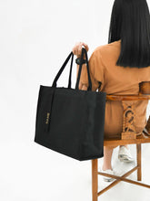 Load image into Gallery viewer, URBAN CLASSIC Canvas Tote Bag - Matte Black