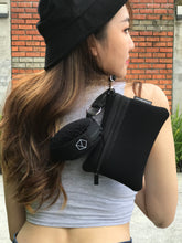 Load image into Gallery viewer, Round Adventure Velvet Charm Case