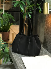 Load image into Gallery viewer, Urban Adventure - Jet Black