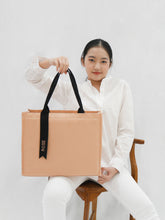 Load image into Gallery viewer, URBAN CLASSIC Canvas Tote Bag - Rose Gold
